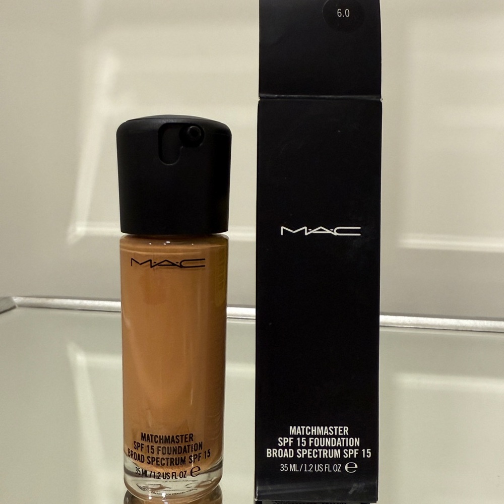 MAC Cosmetics Matchmaster Foundation - 6.0